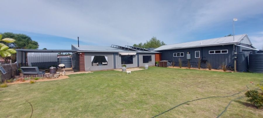 3 Bedroom Property for Sale in Albertinia Western Cape